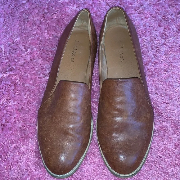 Franchesca’s Indigo Rd Brown Loafers - Picture 2 of 5